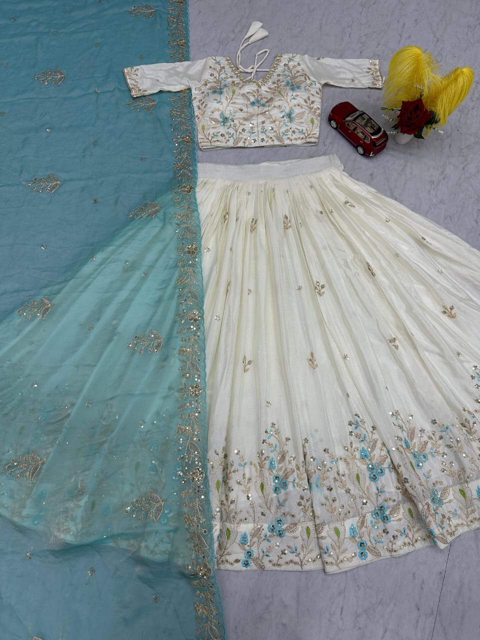 Lehnga Choli - Image 2